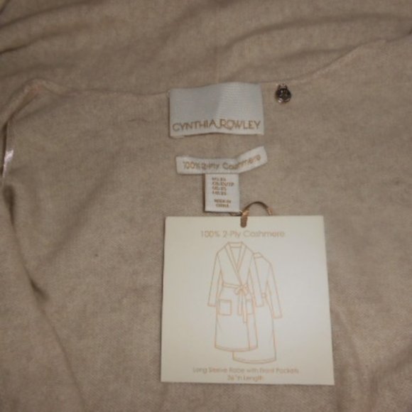 Cynthia Rowley 100% 2-Ply Cashmere Short Light Beige Robe Bathrobe XS - Picture 4 of 5
